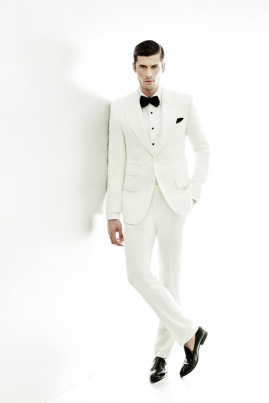White Single Breasted Two Button Classic Peak Lapel Suit