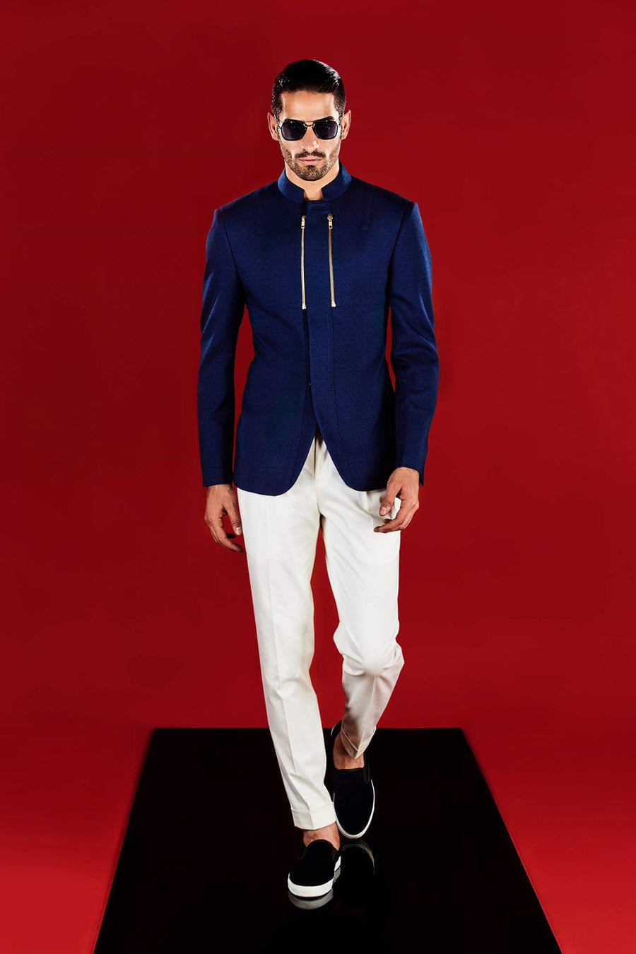 Navy Blue Textured Bandhgala With Zipper Detail With Ivory Trouser
